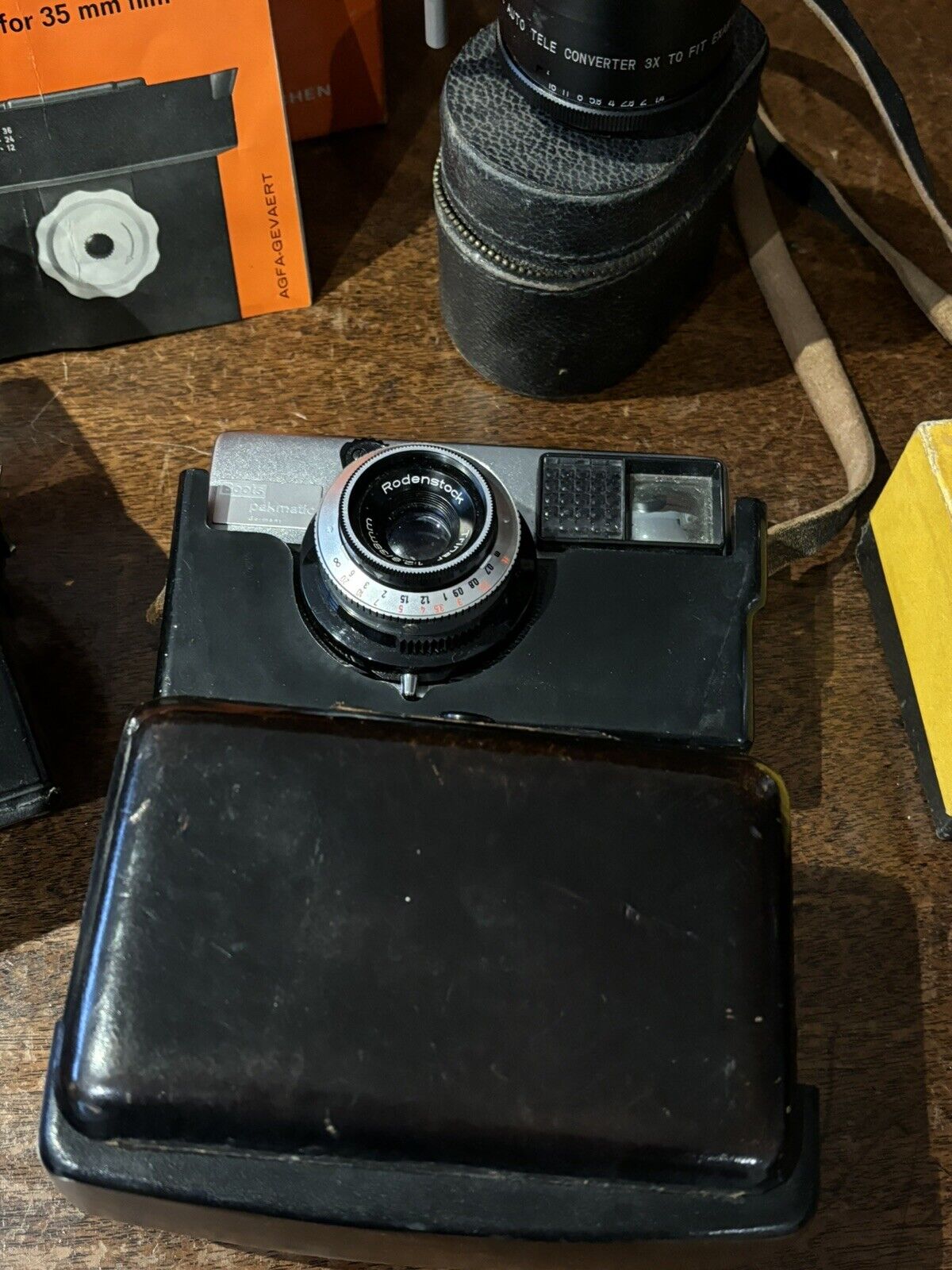Vintage Cameras & Accessories