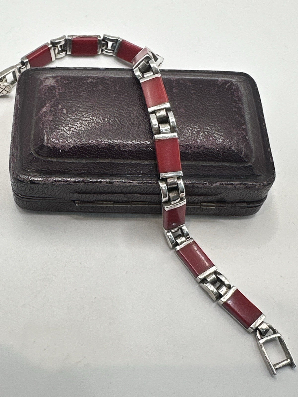 47860593