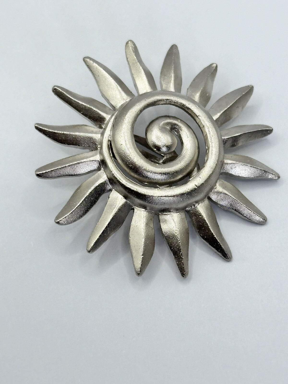 47654304