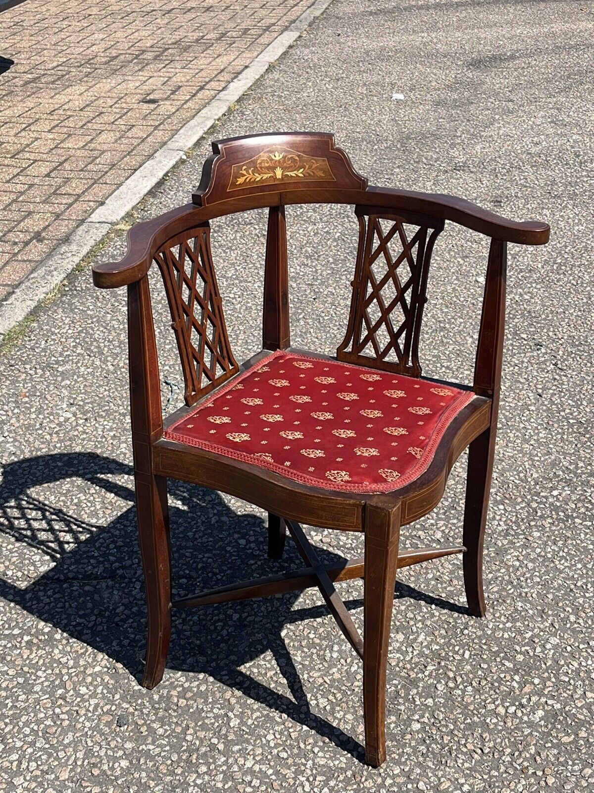 Edwardian Inlaid Mahogany Armchair