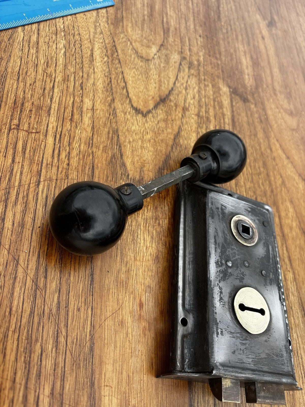 47691121