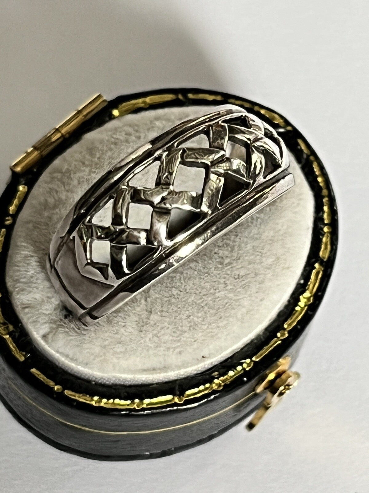47650172