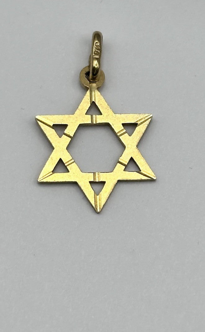 47655489