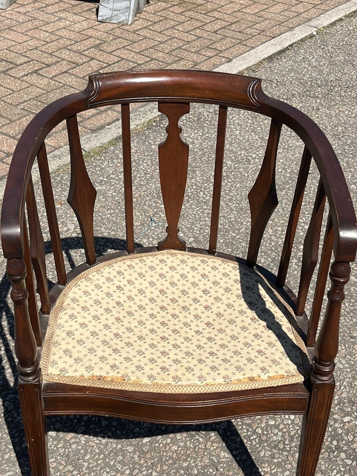 Antique Mahogany Armchair , Superb Quality. Barrel Back