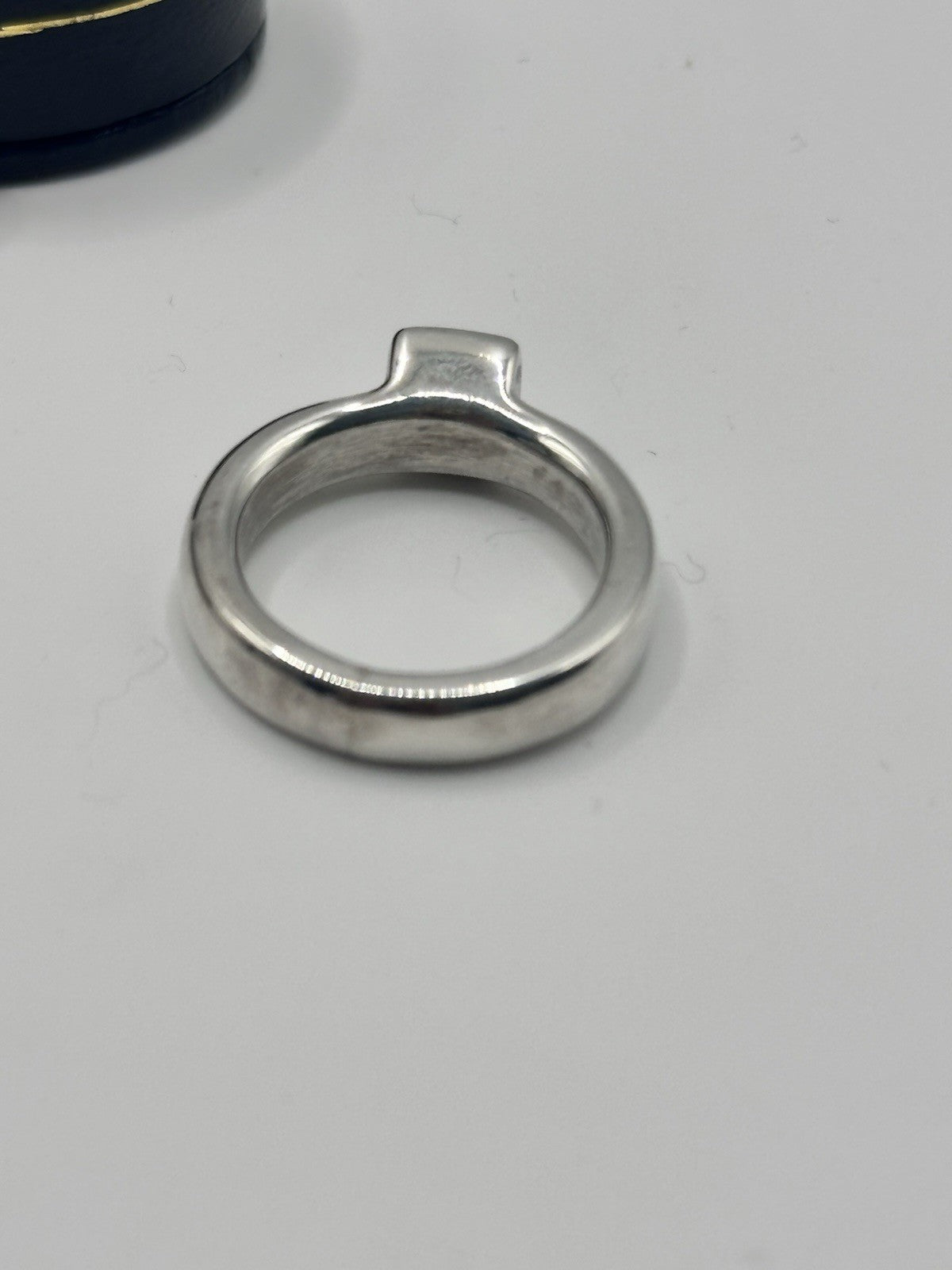 47690698