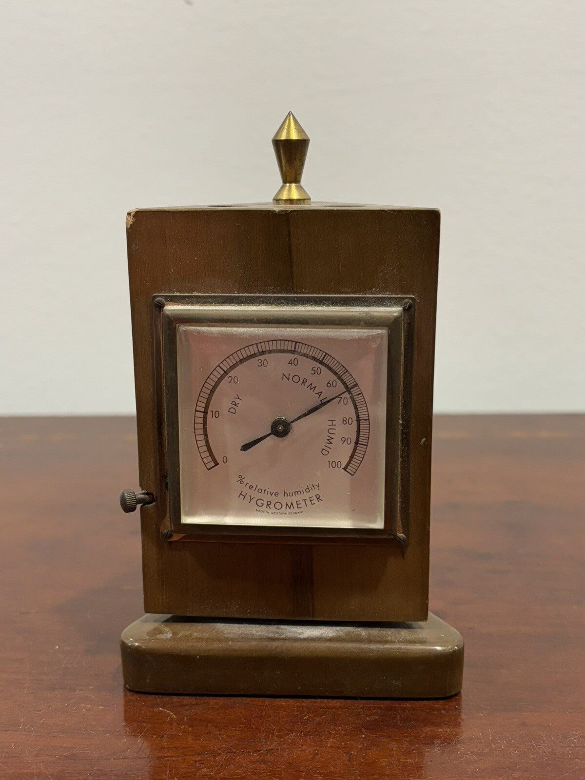 47654483