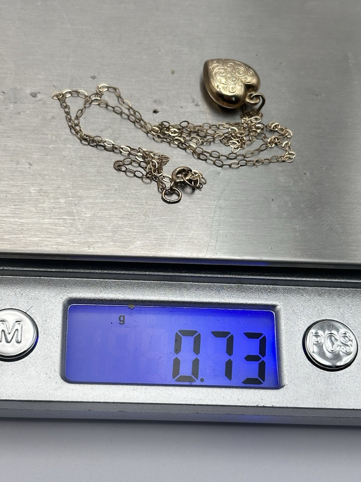 47657894