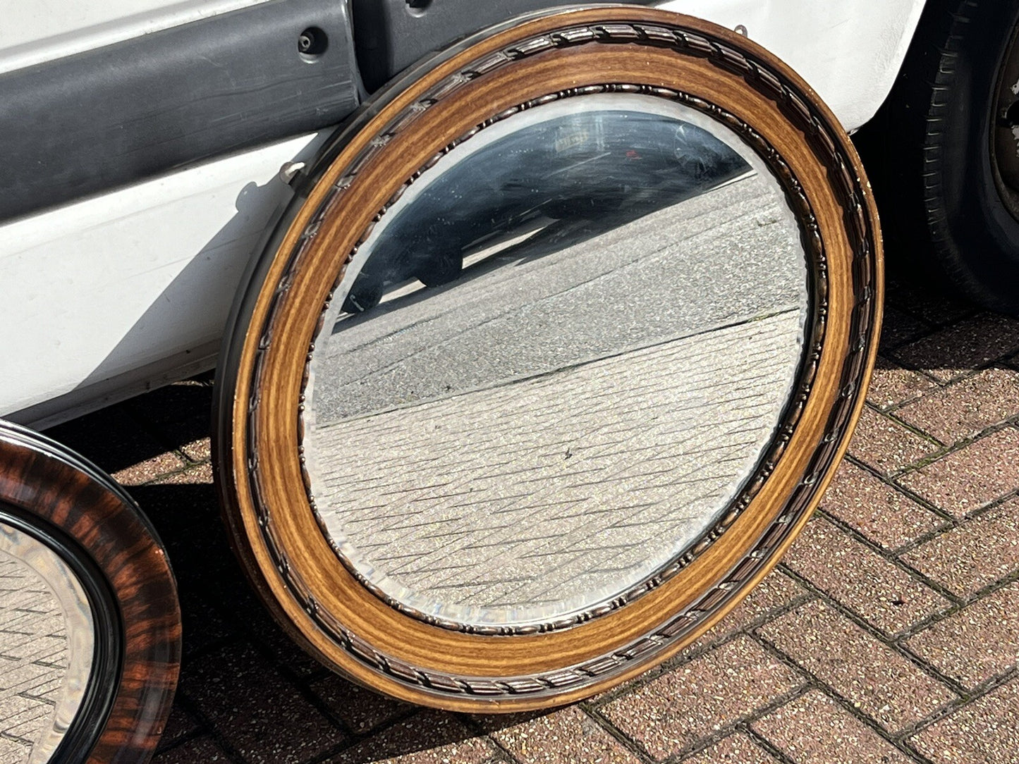 47653974