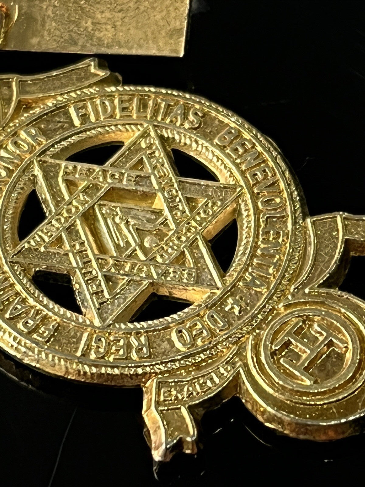 47648142