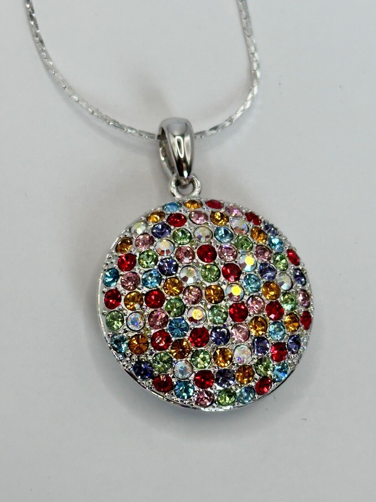 Vintage 1980s Rhodium Plated Multicoloured Diamanté Pendant Necklace