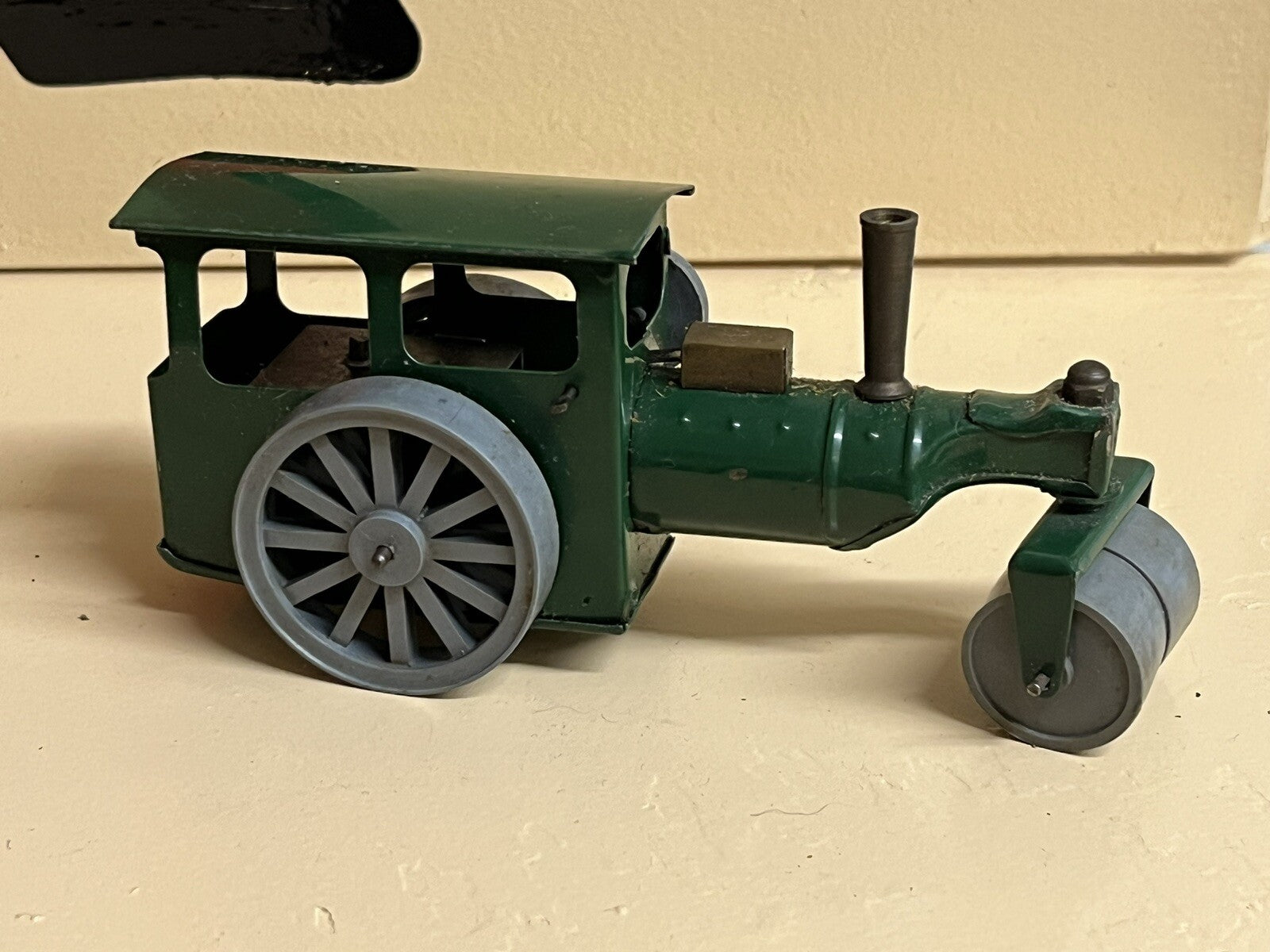 47650305
