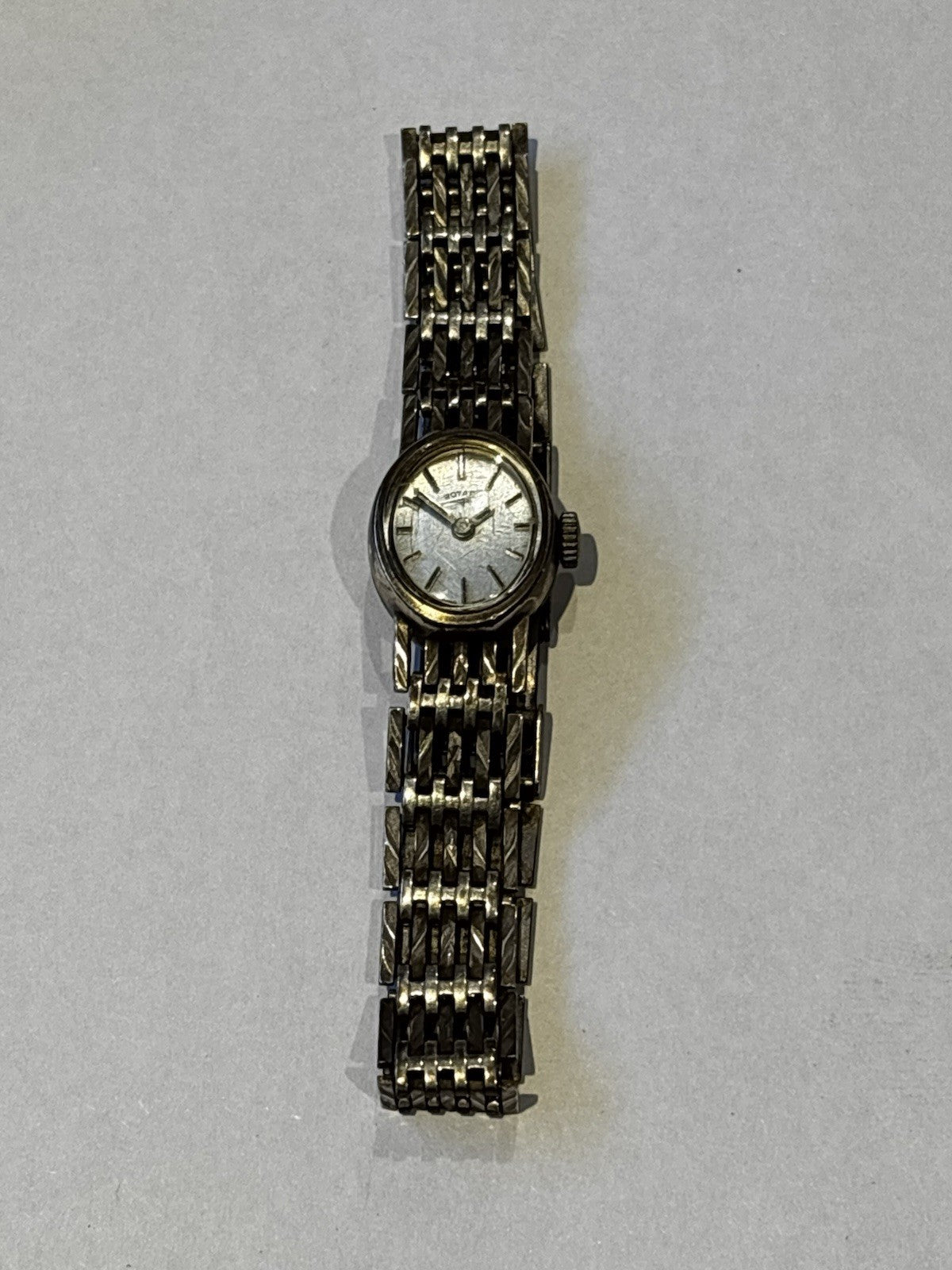 47691076