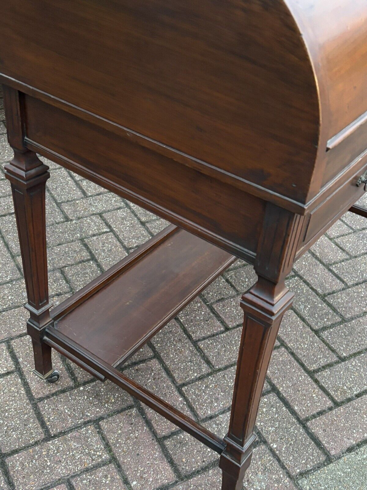 Victorian Satin Walnut Roll Top Desk With Fitted Interior , Loads Of Storage.