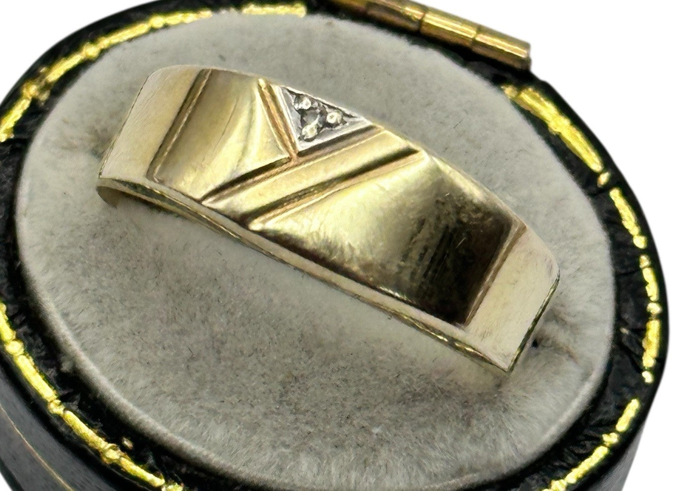 47656389