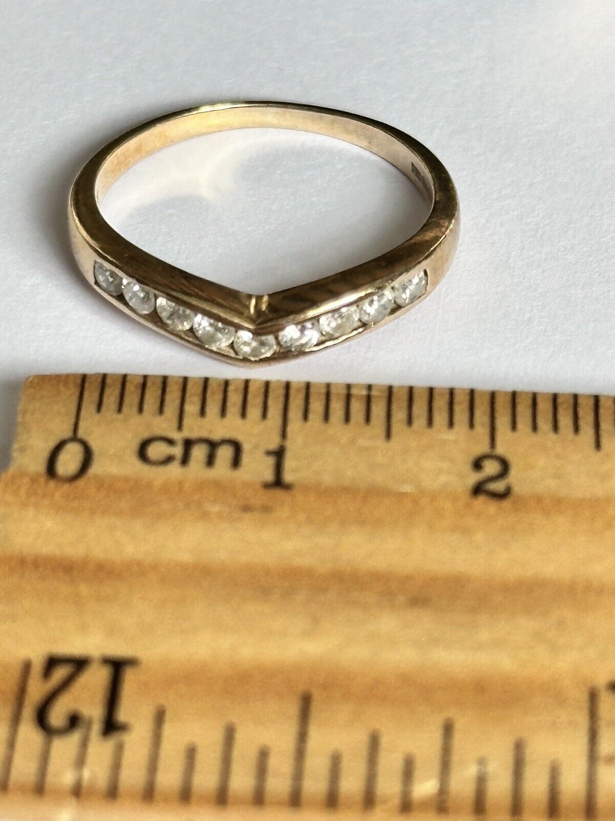 Vintage 9ct Gold 0.33ct Diamond Channel Set Wishbone Ring