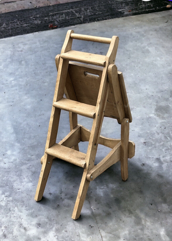 47658111