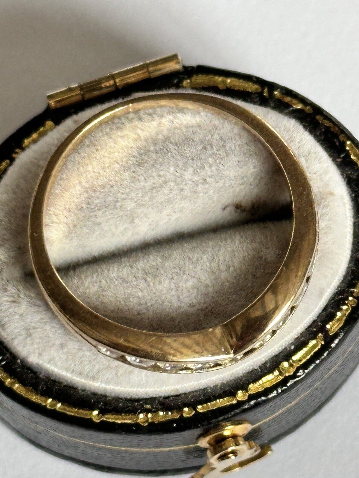 Vintage 9ct Gold 0.33ct Diamond Channel Set Wishbone Ring