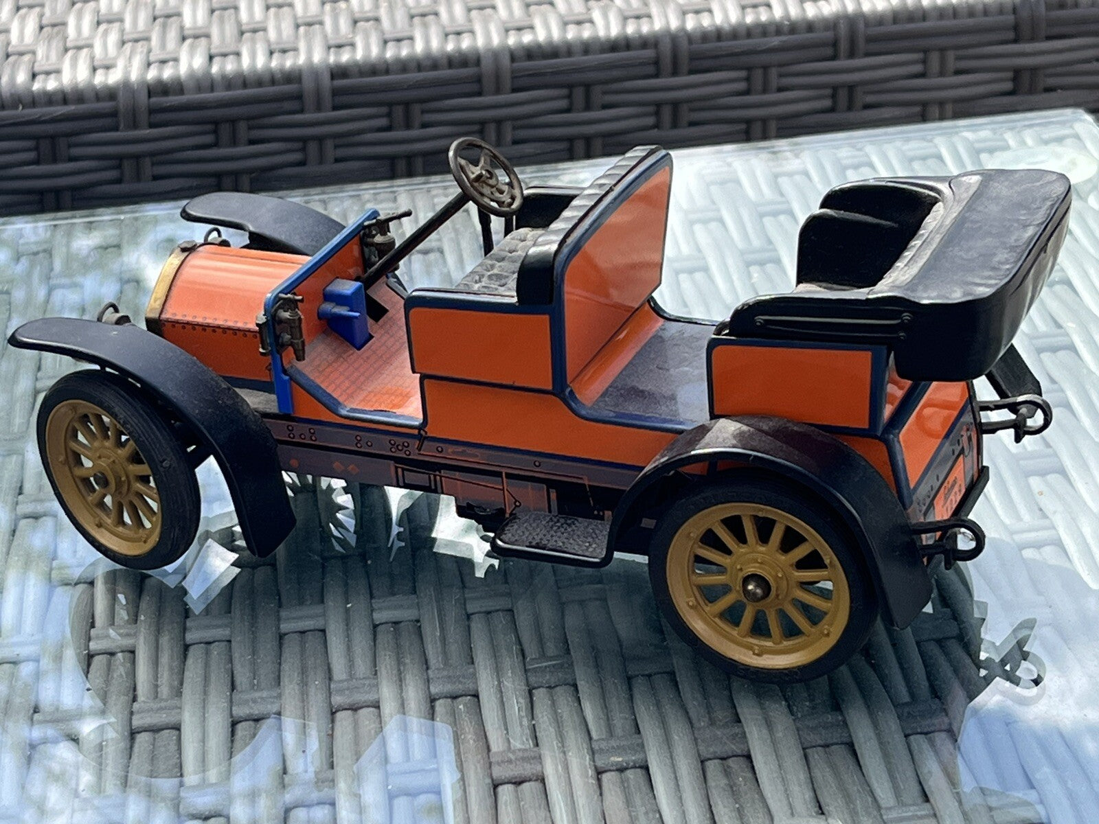 47651546