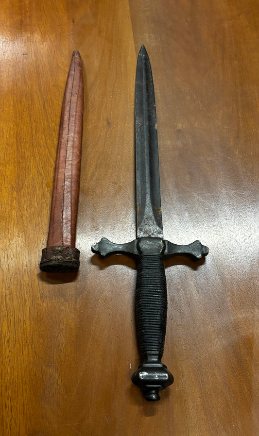 Small Dagger