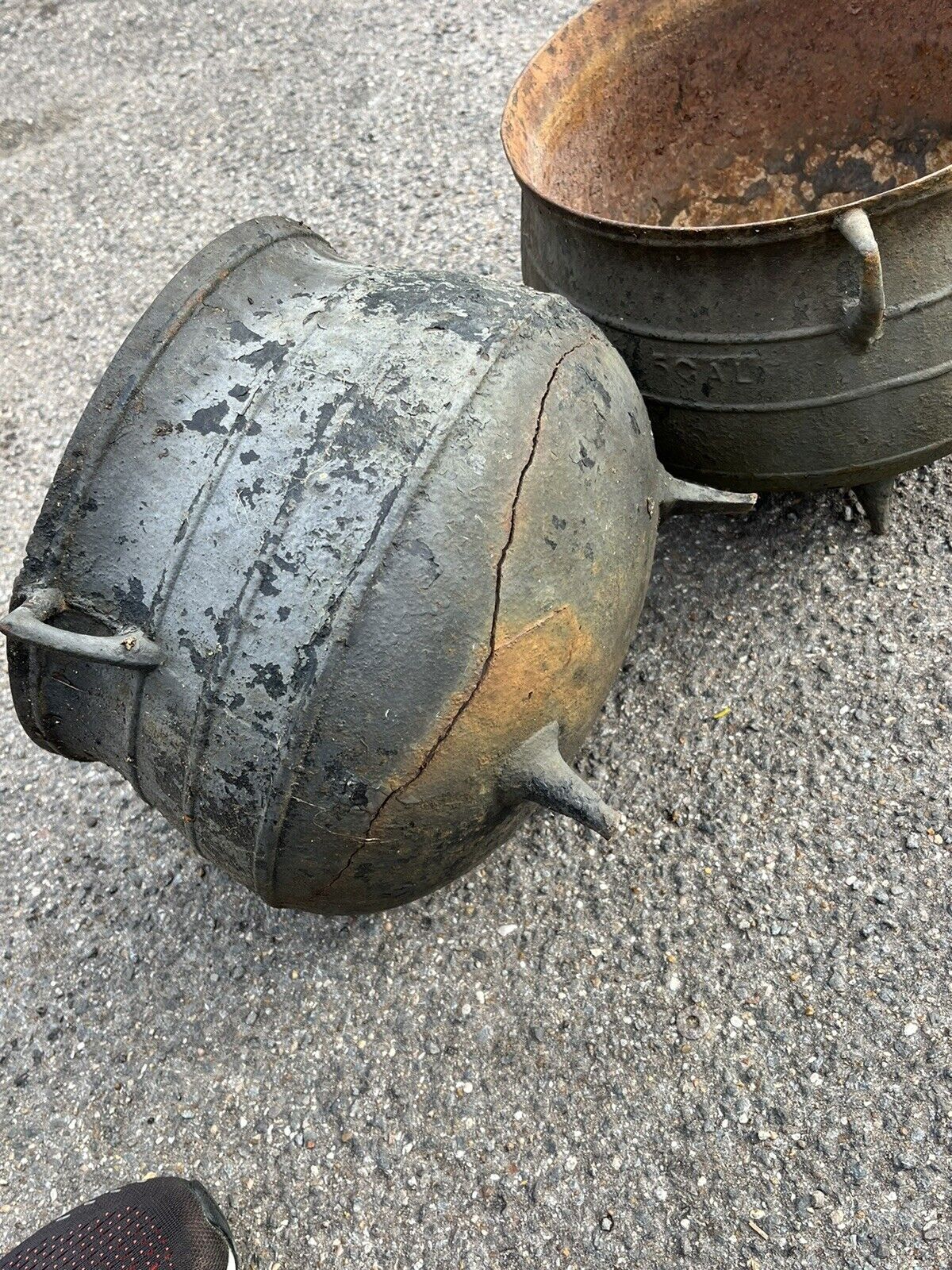 Old Cast Iron Cooking Pots, 5 Gallon.