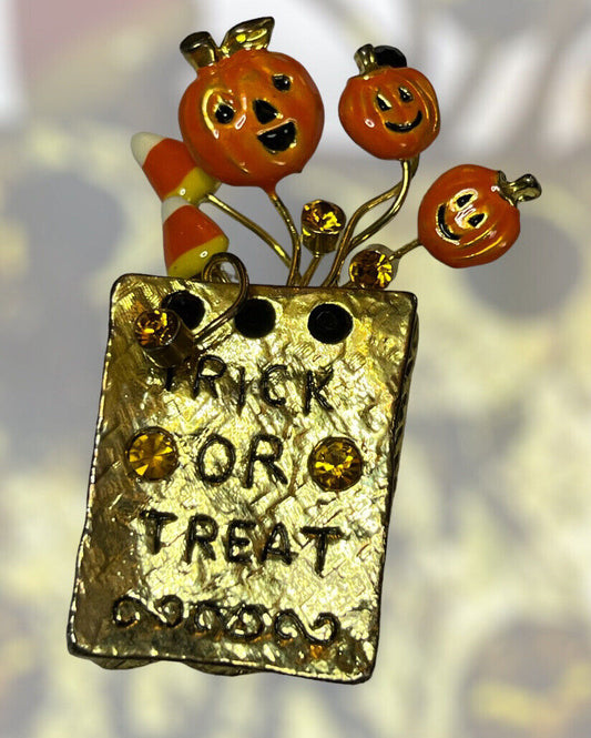 Vintage Gold Tone Enamel Pumpkin Halloween Brooch