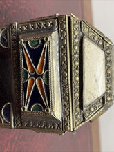 Trinket Box.  We Ship Worldwide