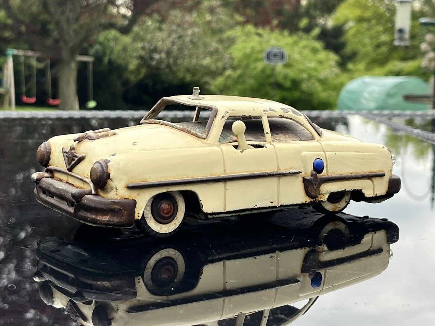 Tin Plate Battery Toy Car, circa 1960