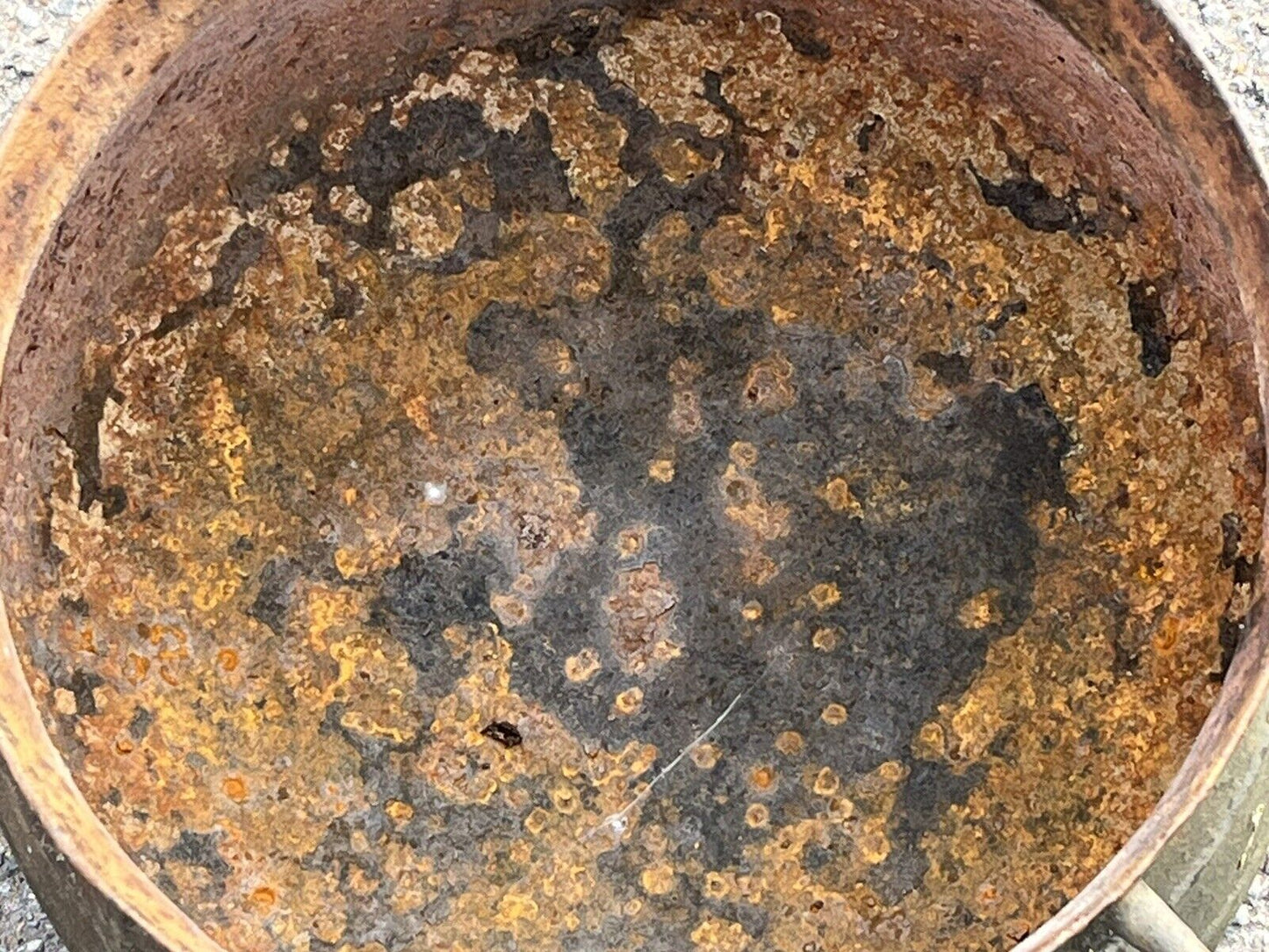 Old Cast Iron Cooking Pots, 5 Gallon.