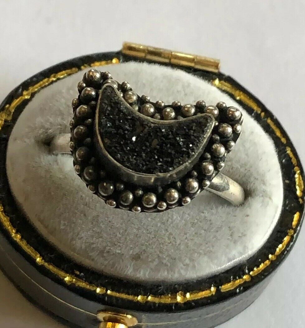 Vintage Sterling Silver Black Diamond Chip Half Moon Ring Size O