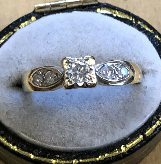 Vintage 9ct Yellow Gold Diamond Ring Size J1/2