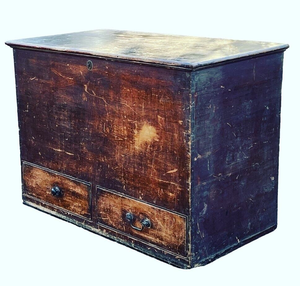 Georgian Pine Trunk / Chest, 2 Drawers, Large In Size. Lots Of Storage.