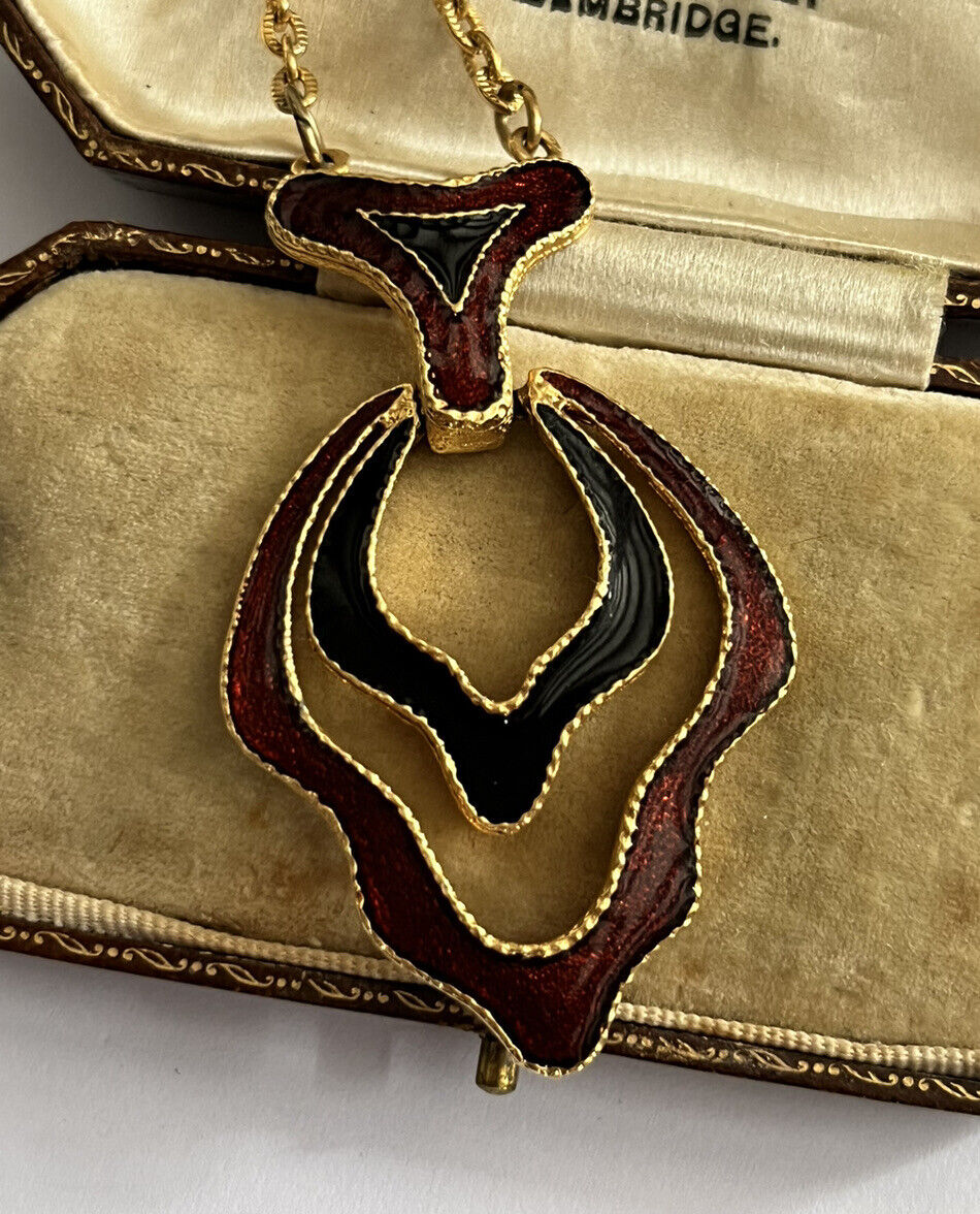 Vintage Early Avon Signed Red Black Enamel Necklace