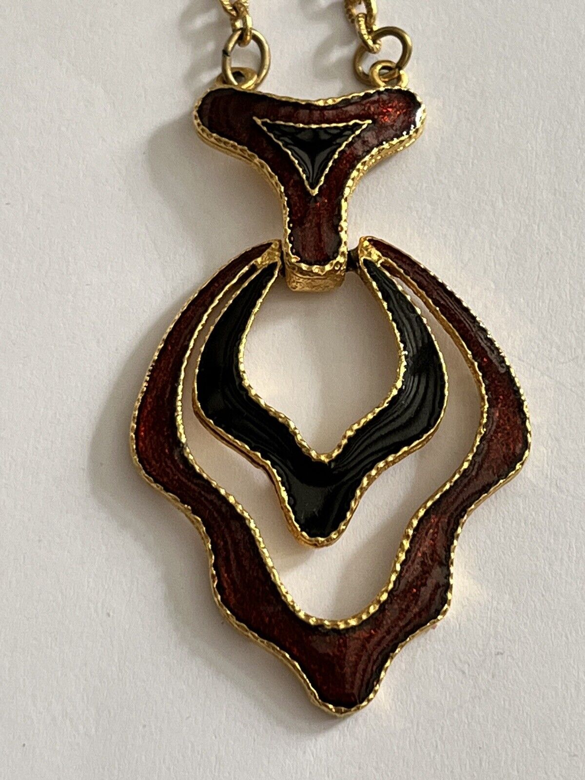 Vintage Early Avon Signed Red Black Enamel Necklace