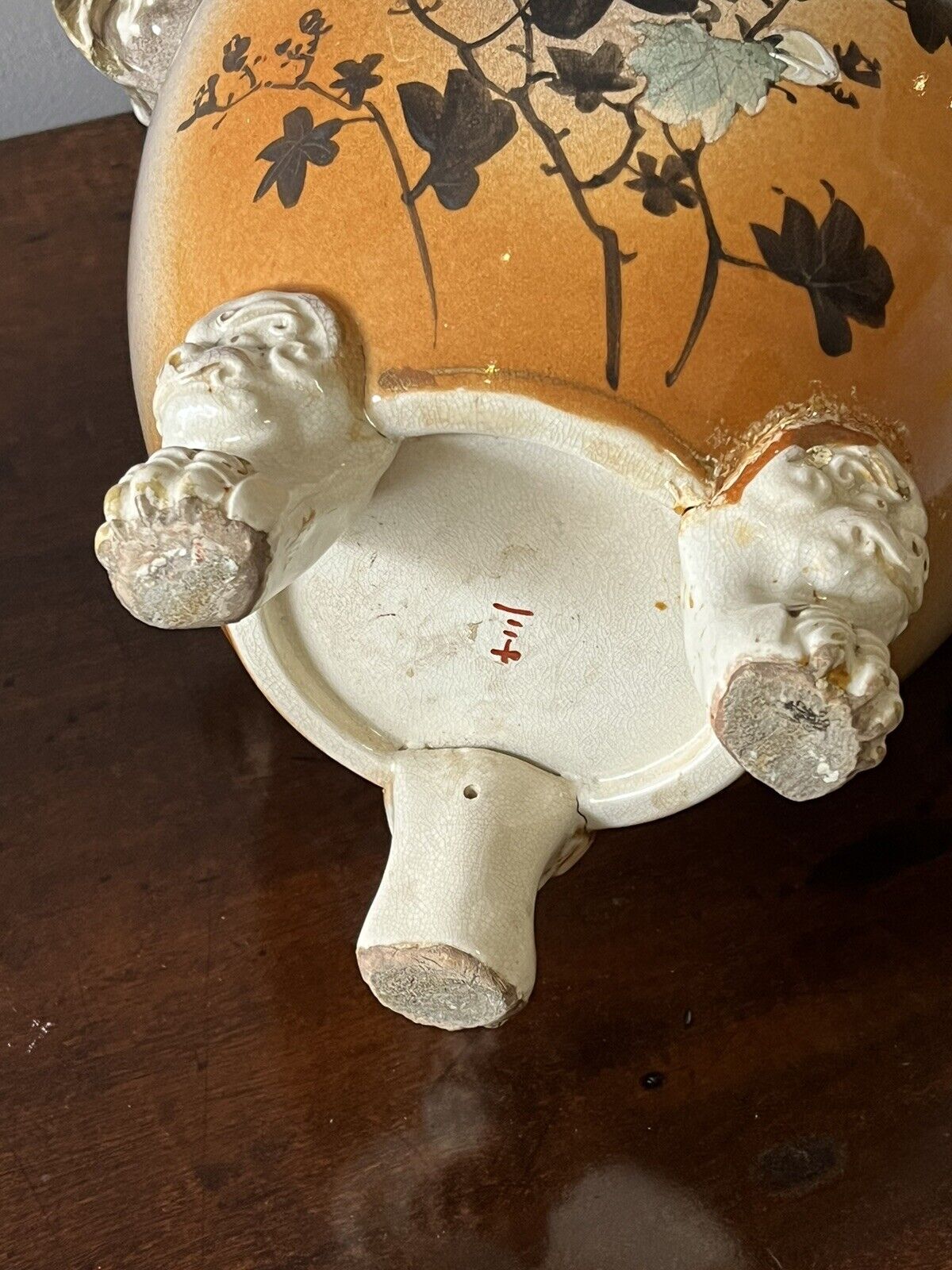 Satsuma Dogs Of Fo Vase On Stand. Large & Impressive.