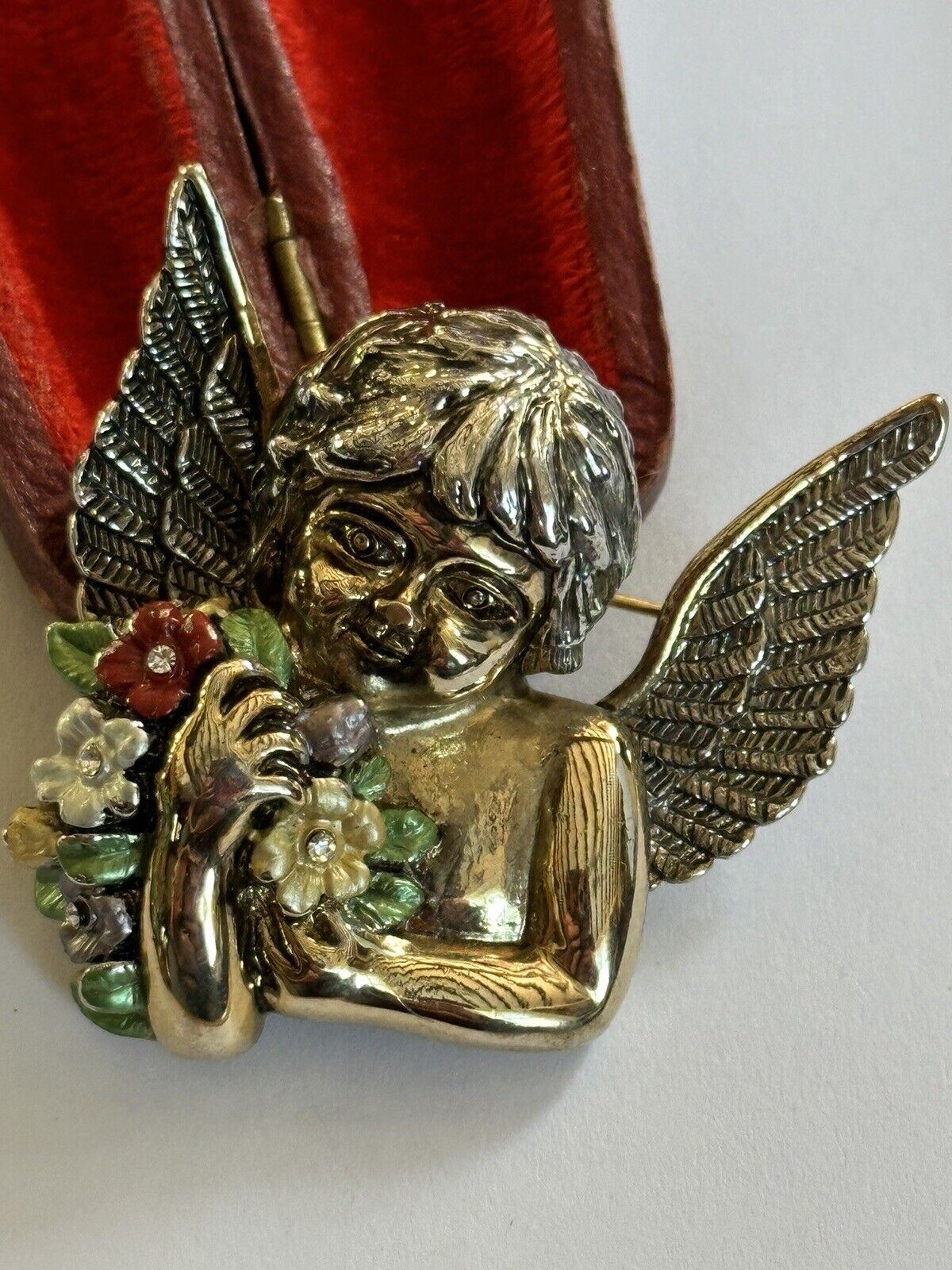 Vintage Gold Plated Enamel Cherub Flowers Brooch