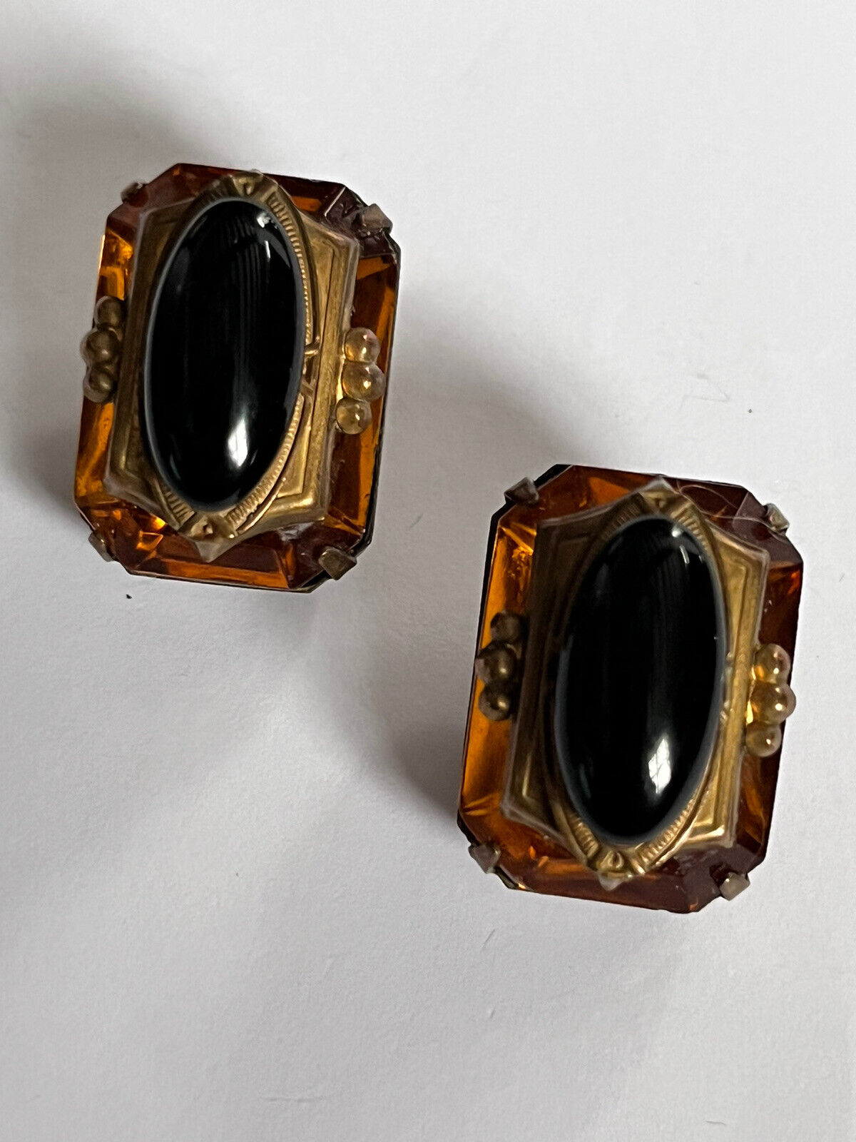 Vintage Gold Tone Clip On Earrings