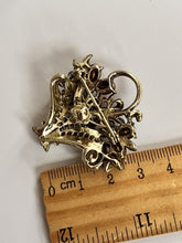 Vintage Flowers Basket Detailed Silver Tone Brooch
