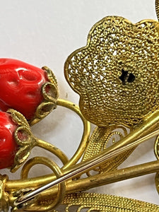 Vintage Gold Tone Filigree Strawberries Flowers Stamped 187 Brooch