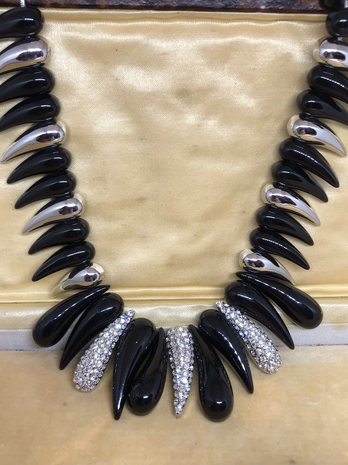 Vintage Black Silver Metal Diamanté Necklace