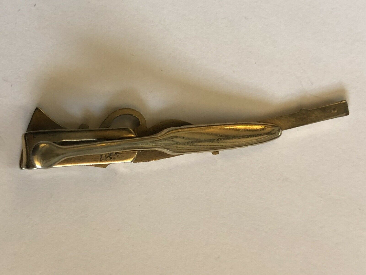 Vintage Novelty Rifle Silver Tone Tie Clip