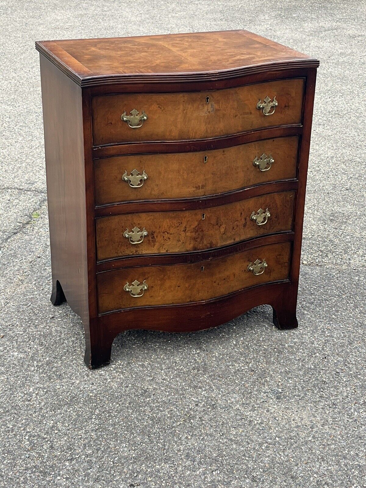 Small Burr Walnut Chest Of Drawers With Serpentine Front & Brass Handles