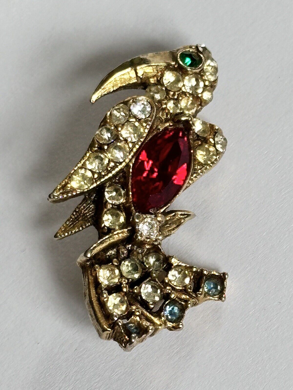 Vintage Gold Tone Diamanté Bird Brooch