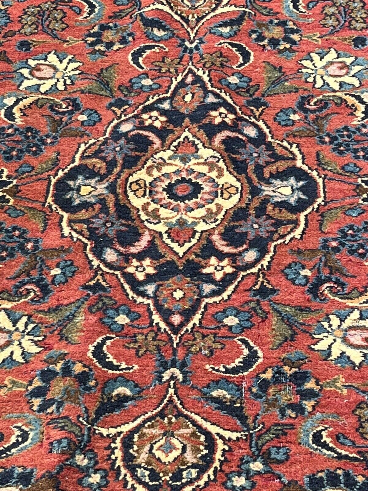 Rug, Carpet 218 X 137 Cms