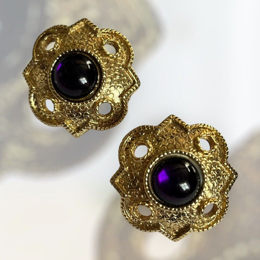 Vintage 1980s Gold Tone Purple Cabochon Clip On Earrings