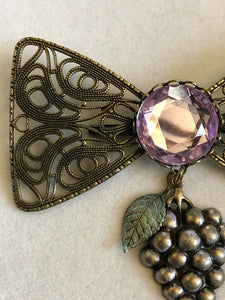 Vintage Large Bow Grapes Etruscan Brooch