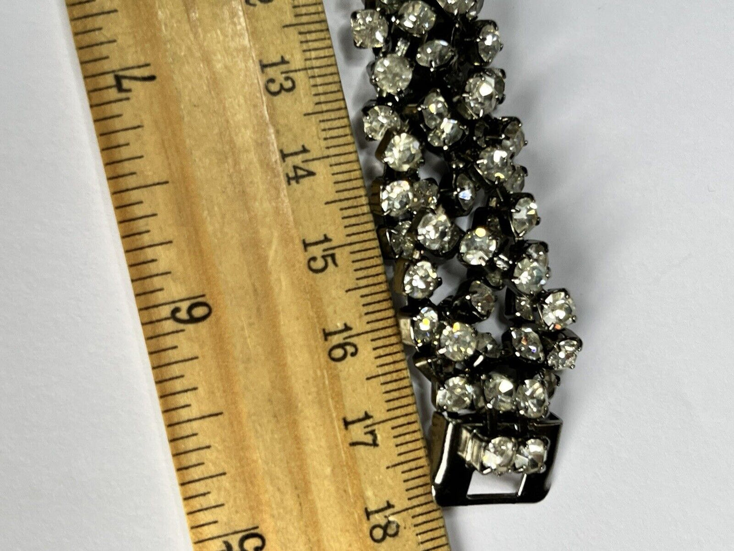 Vintage Silver Tone Diamanté Cluster Style Bracelet