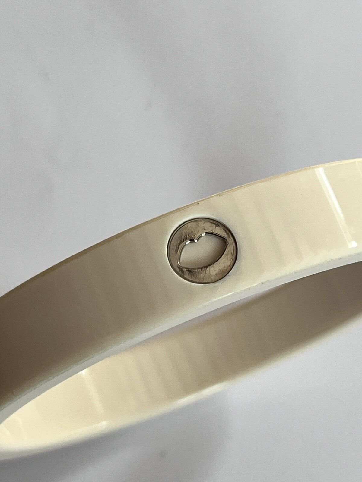 Lulu Guinness Cream Lips Lipstick Bangle