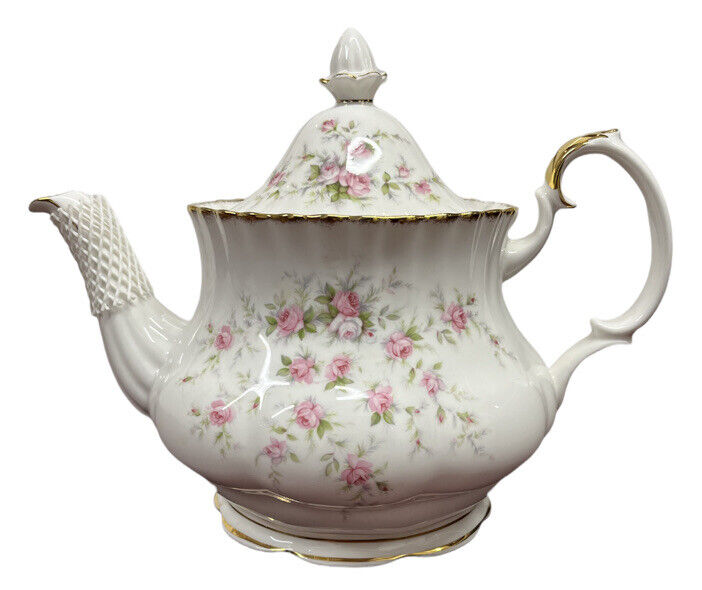 Royal Albert Victoriana Rose Teapot. We Ship Worldwide.