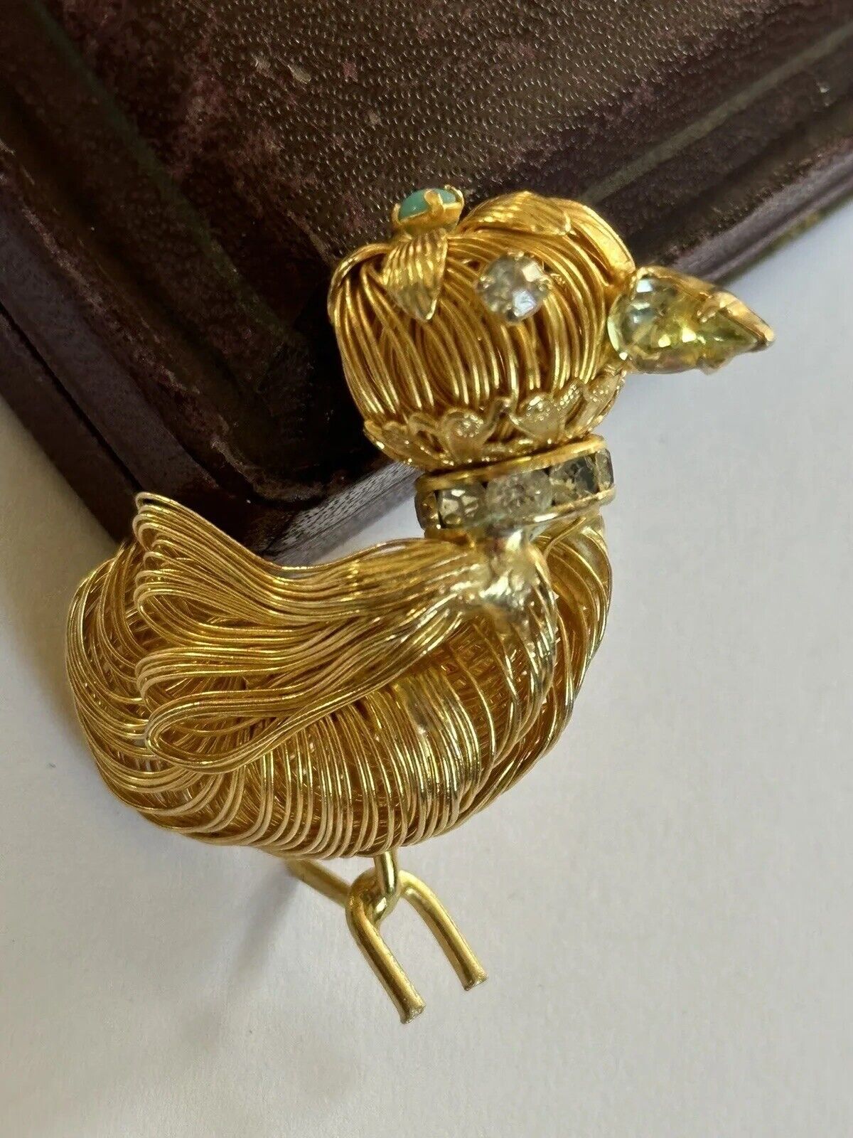Vintage Gold Tone Wired Detailed Chick Brooch