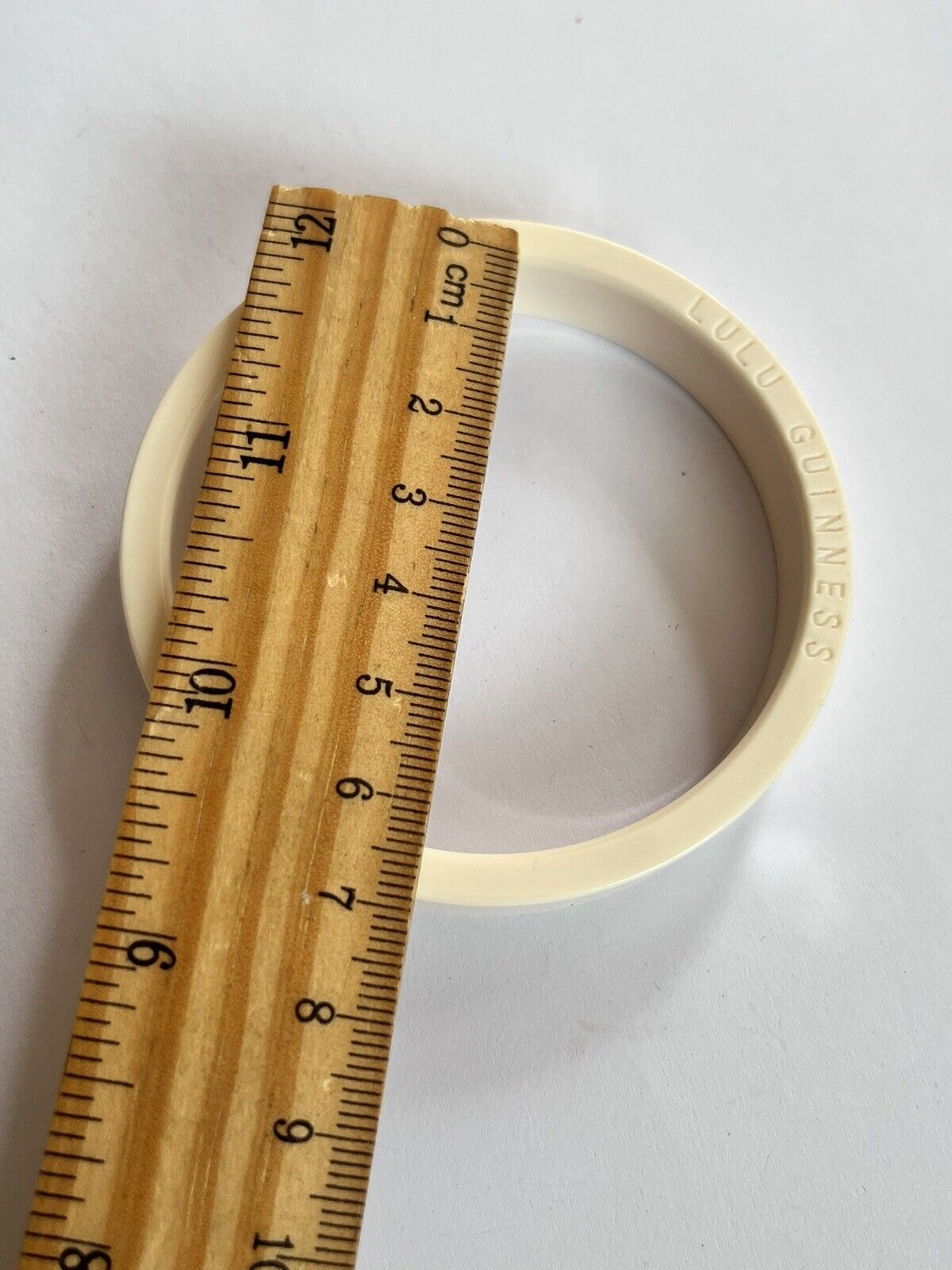 Lulu Guinness Cream Lips Lipstick Bangle